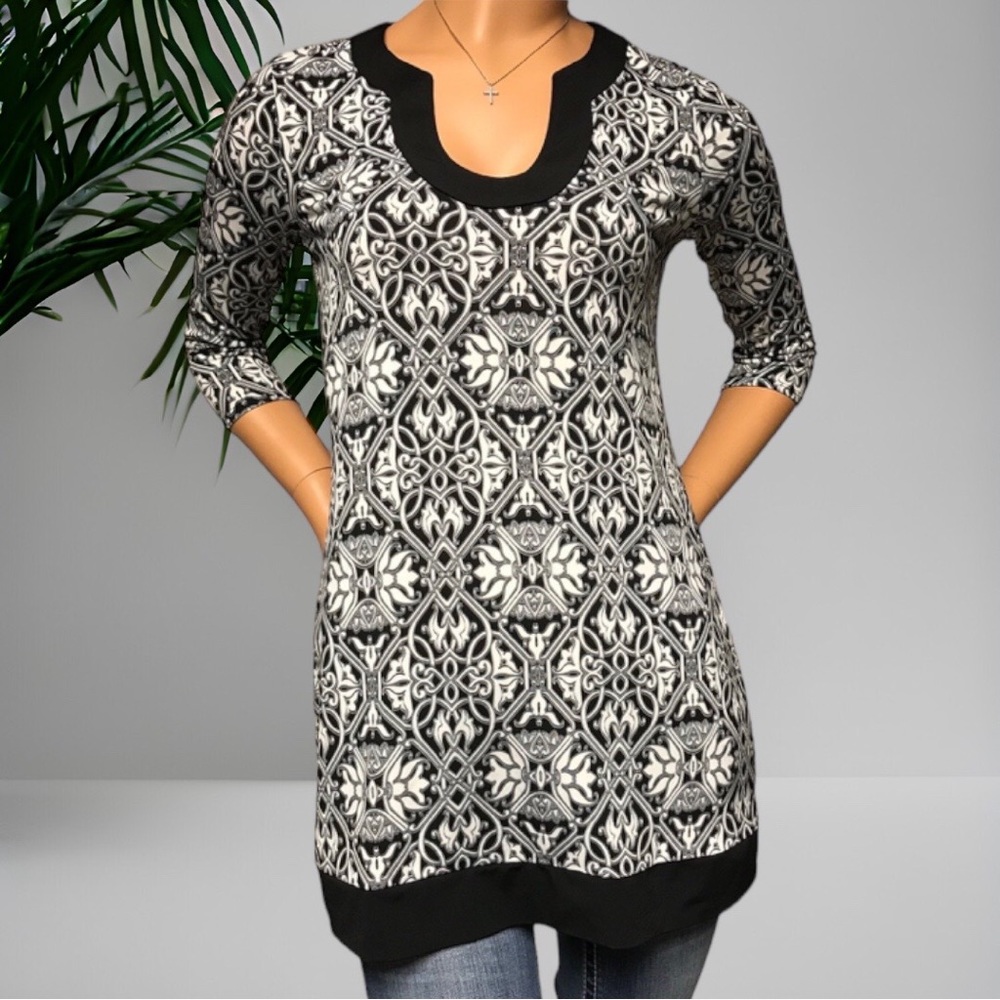 WHBM 3/4 Sleeve Black White With Light Gray Tunic Blouse Top Size 2 XS